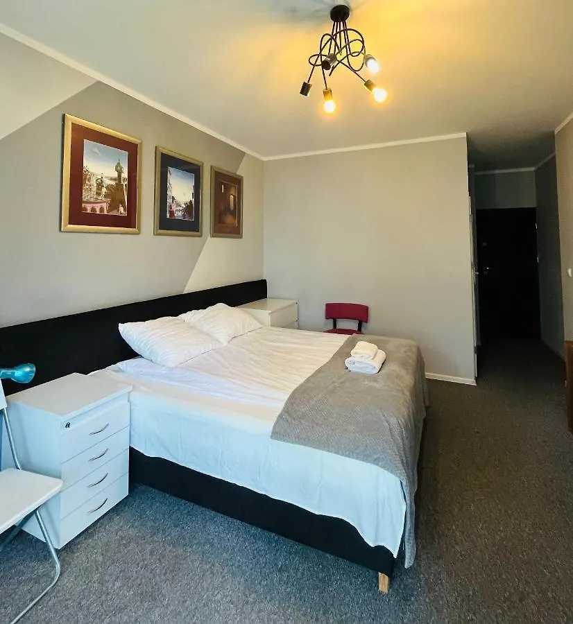 Airport Comfy Guest Home Warsaw Homestay