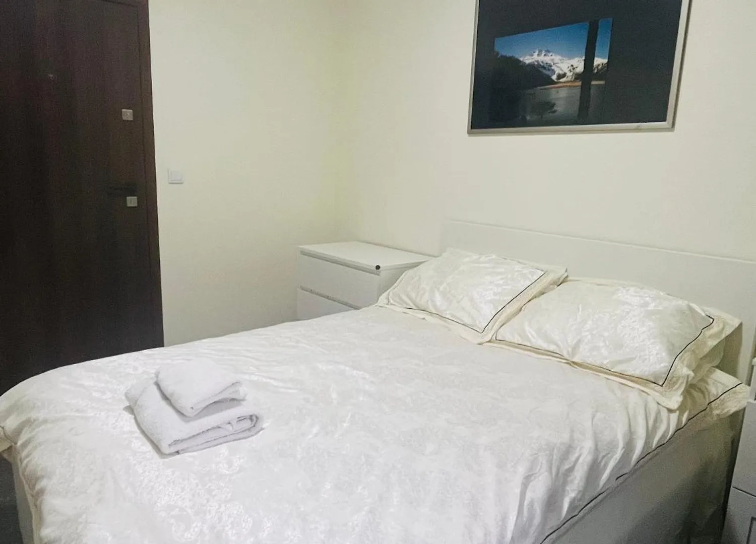 Airport Comfy Guest Home Warsaw Homestay